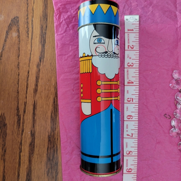 Vintage Nutcracker Tin ~ 1984 Avon ~ Imported from England ~ Toyland Soldier - Picture 5 of 16